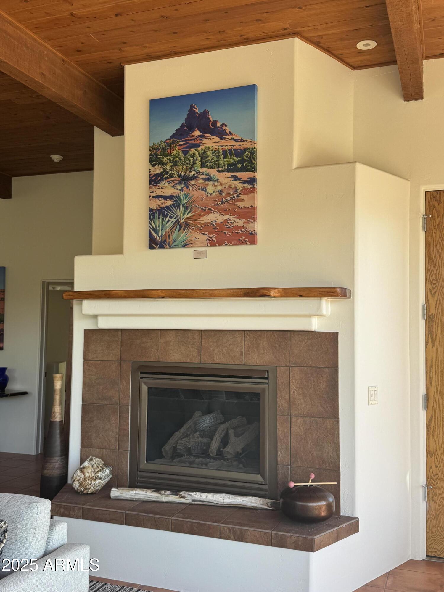 145 Highland Road Sedona, AZ 86336 - Photo 23 of 62 Gas Fireplace