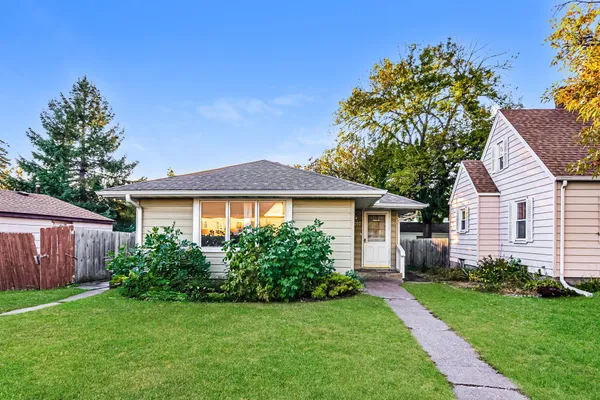 $3,039 | 4010 Monroe Street Northeast, Columbia Heights, MN 55421