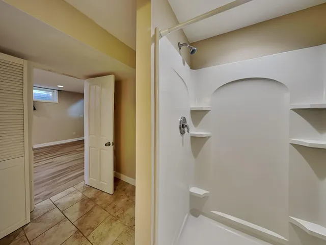 $2,999 | 4010 Monroe Street Northeast, Columbia Heights, MN 55421