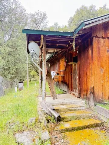 a view of small yard