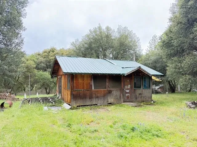 $195,000 | 50686 Road 426, Oakhurst, CA 93644