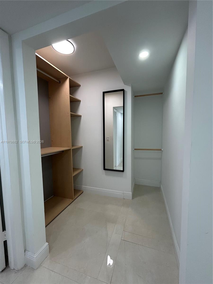 300 Berkley Road, Unit 108 Hollywood, FL 33024 - Photo 23 of 41