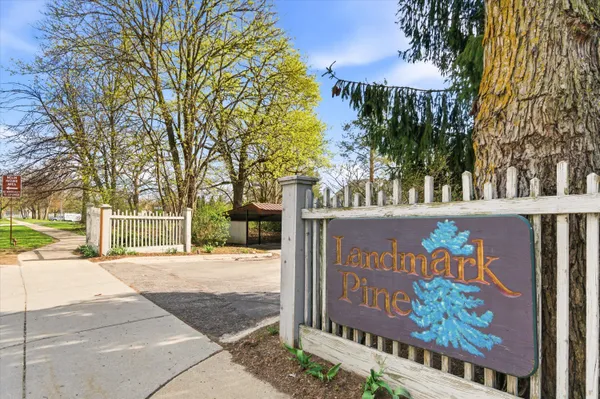 $265,000 | 2670 Packard Street, Ann Arbor, MI 48104