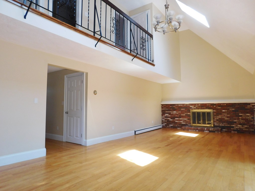 94 Greensboro Road Dedham, MA 02026 - Photo 5 of 28 Gallery Image 5