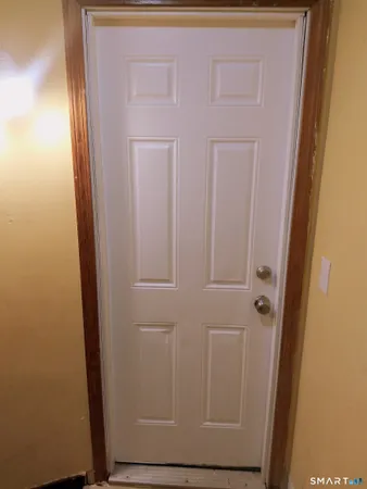 $2,000 | 3 Botsford Street, Unit 2, Meriden, CT 06451