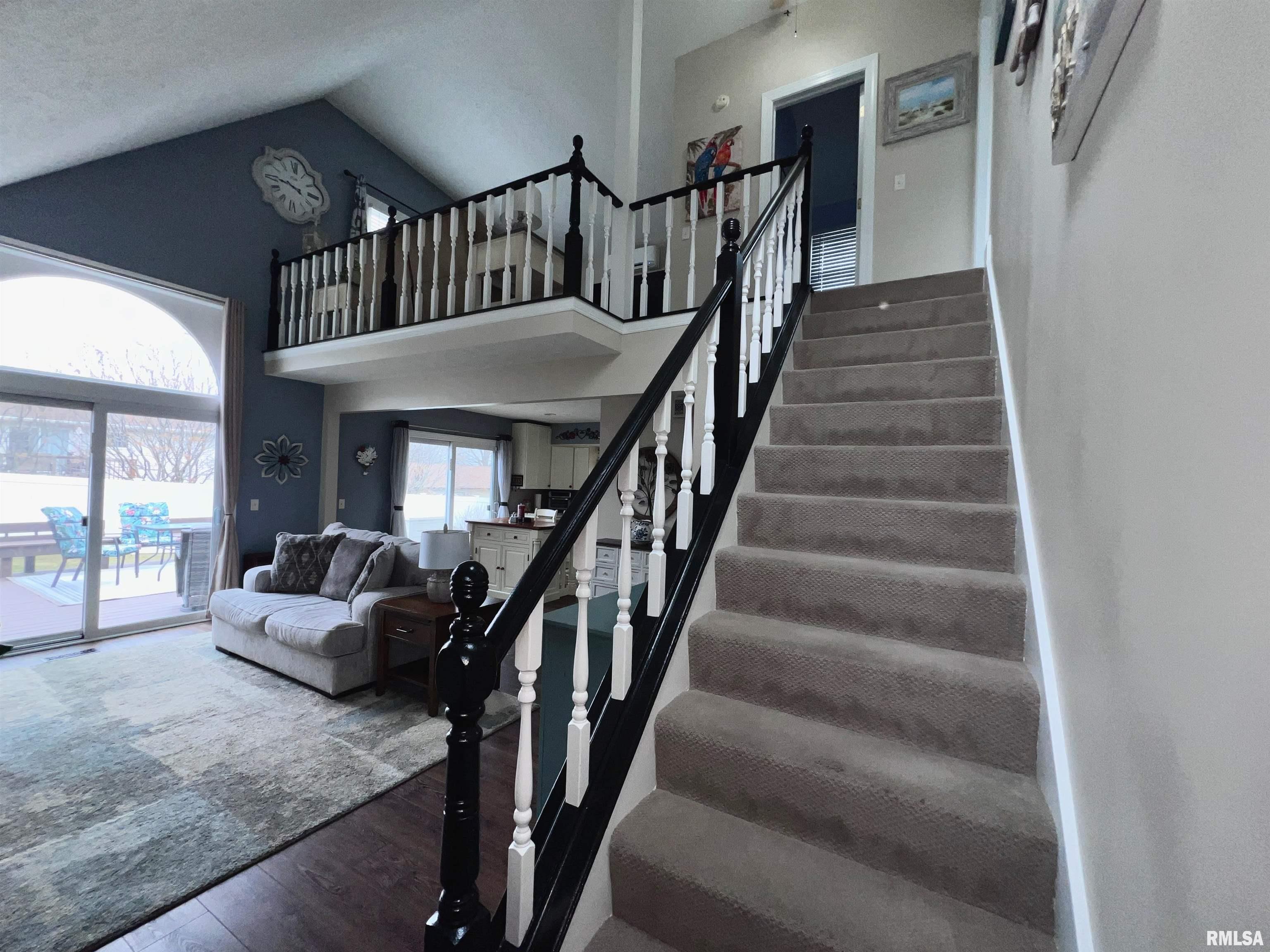 3527 Ridge Court Davenport, IA 52806 - Photo 13 of 37 Gallery Image 13