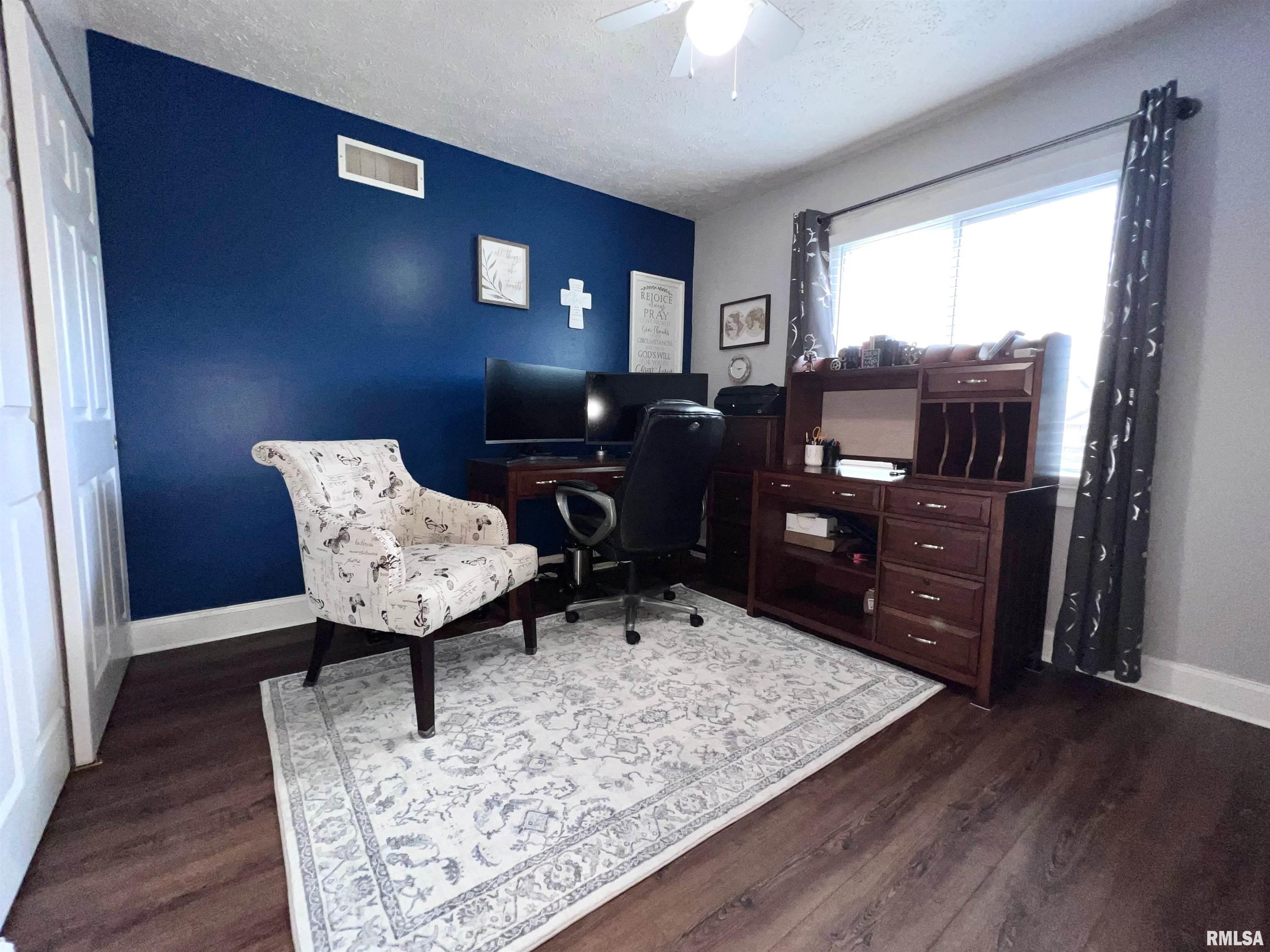 3527 Ridge Court Davenport, IA 52806 - Photo 18 of 37 Gallery Image 18