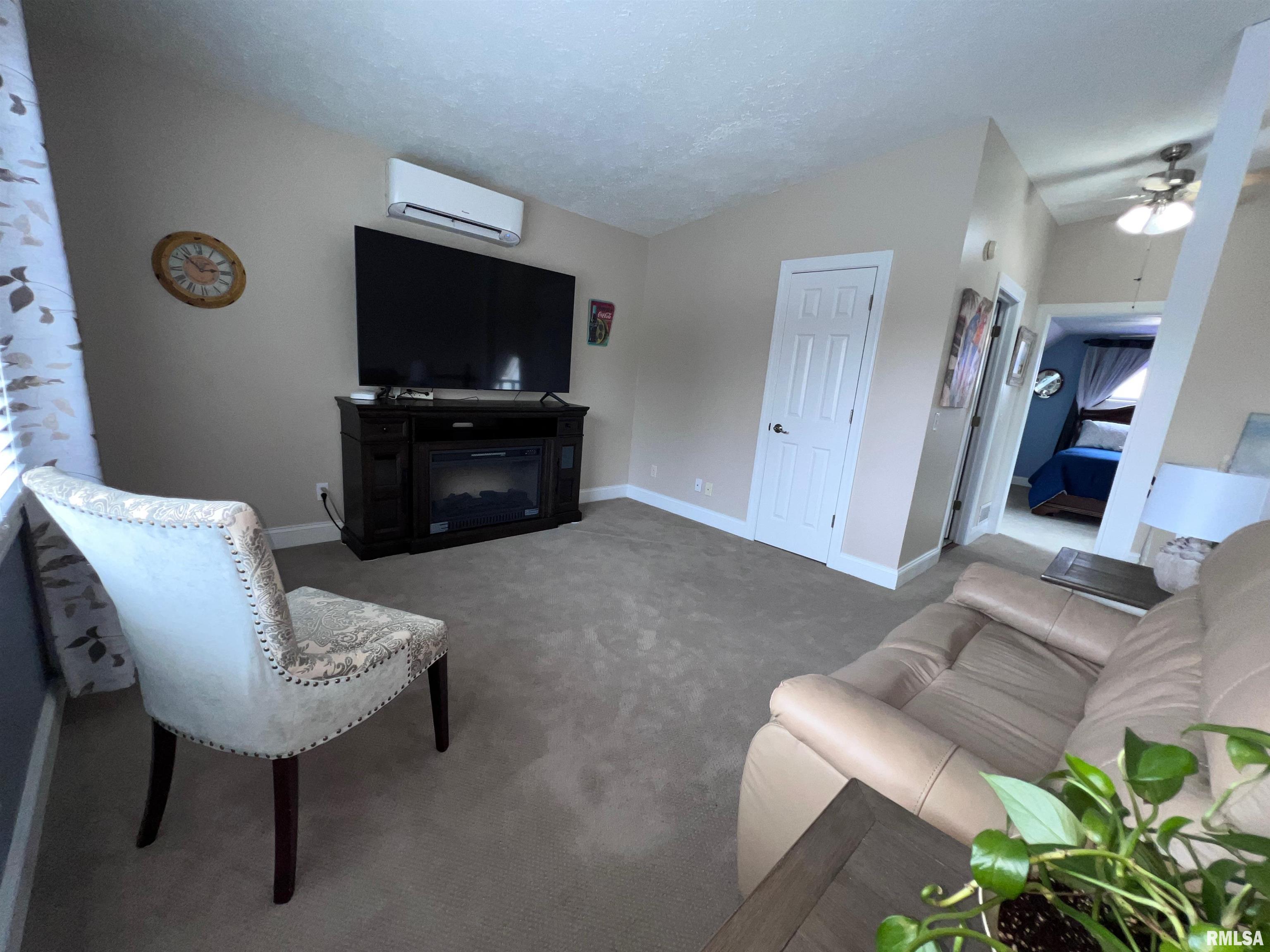 3527 Ridge Court Davenport, IA 52806 - Photo 24 of 37 Gallery Image 24