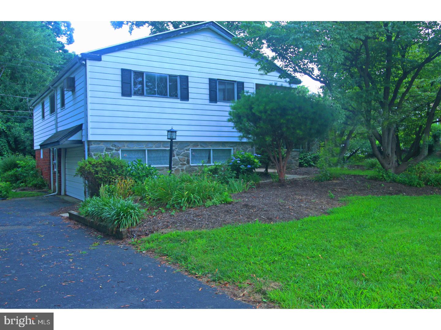 41 Jacalyn Drive Havertown, PA 19083 - Photo 1 of 12 Gallery Image 1