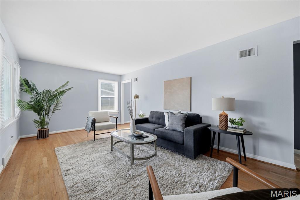 136 East Glendale Road St. Louis, MO 63119 - Photo 4 of 29 Gallery Image 4