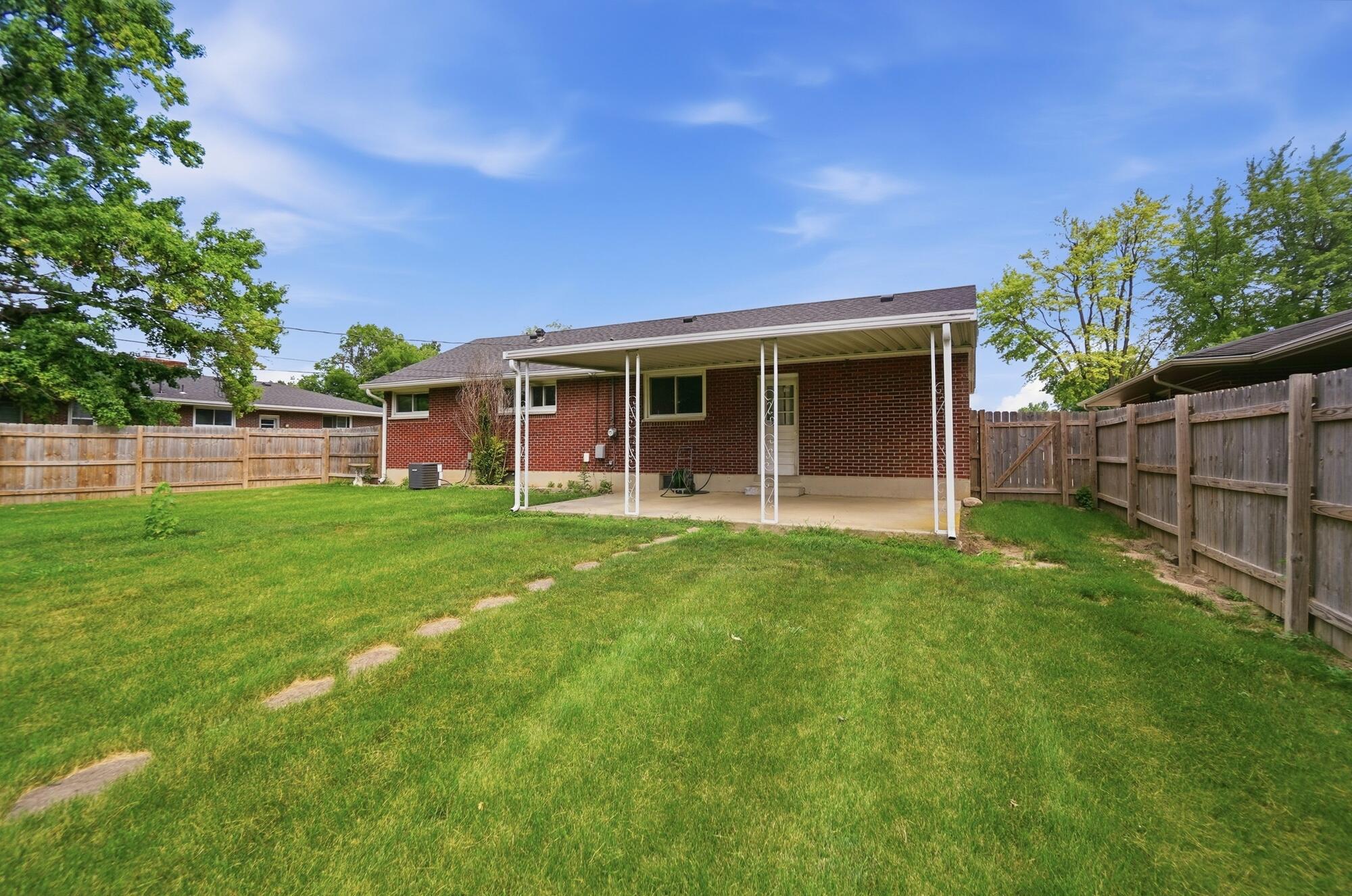 1380 Chelsea Road Troy, OH 45373 - Photo 25 of 32 025