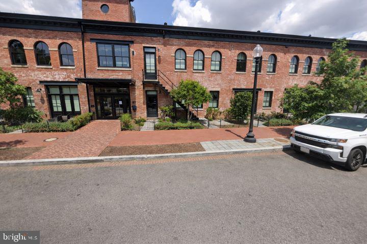 a car parked in front of a house