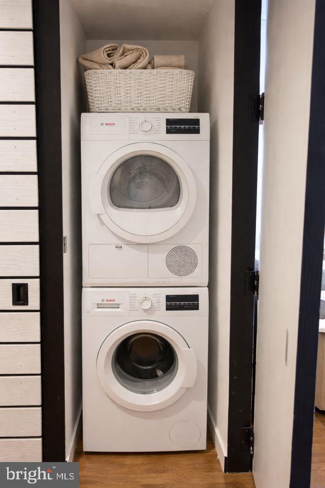 57 N Street Northwest, Unit 331 Washington, DC 20001 - Photo 6 of 18 a utility room with dryer and washer