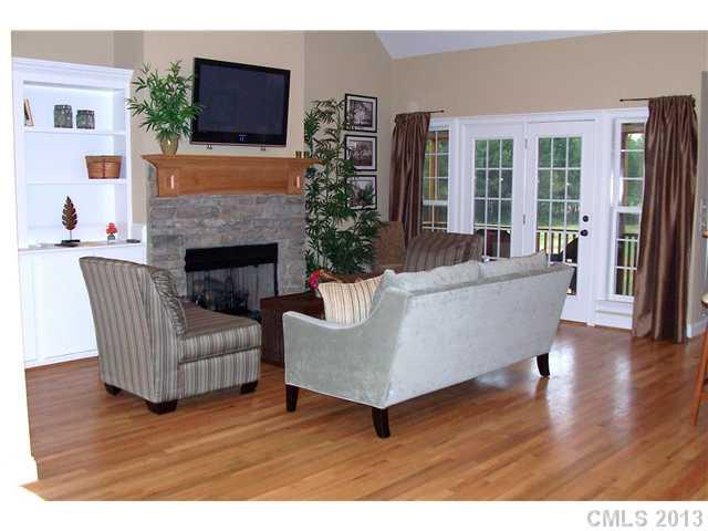 3089 Glenmoor Road York, SC 29745 - Photo 2 of 16 Gallery Image 2
