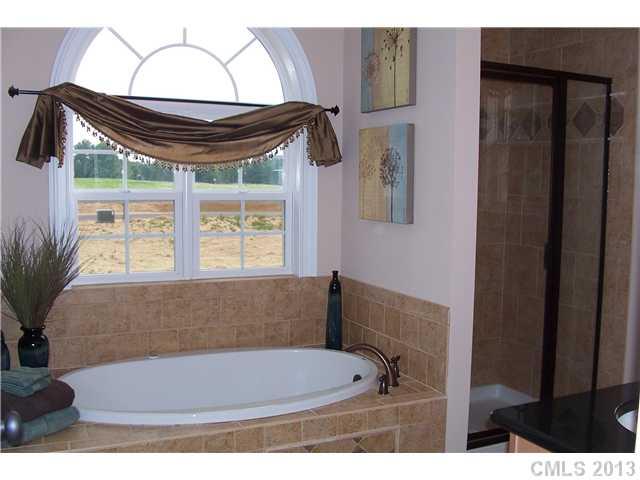 3089 Glenmoor Road York, SC 29745 - Photo 11 of 16 Gallery Image 11