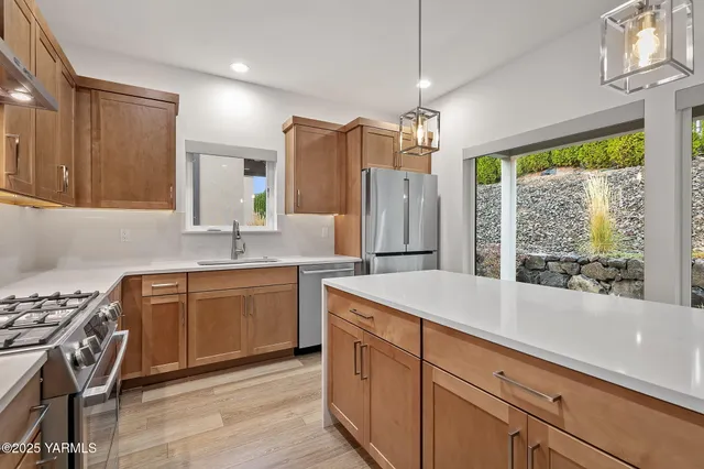 $529,000 | 4403 Tayhill Way, Yakima, WA 98908