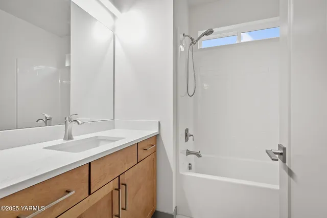 $529,000 | 4403 Tayhill Way, Yakima, WA 98908