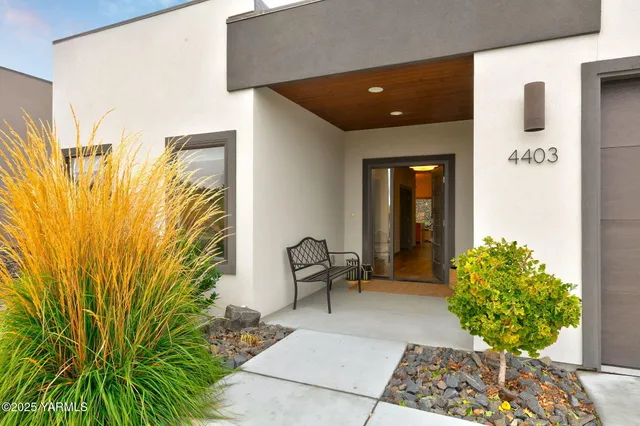 $529,000 | 4403 Tayhill Way, Yakima, WA 98908