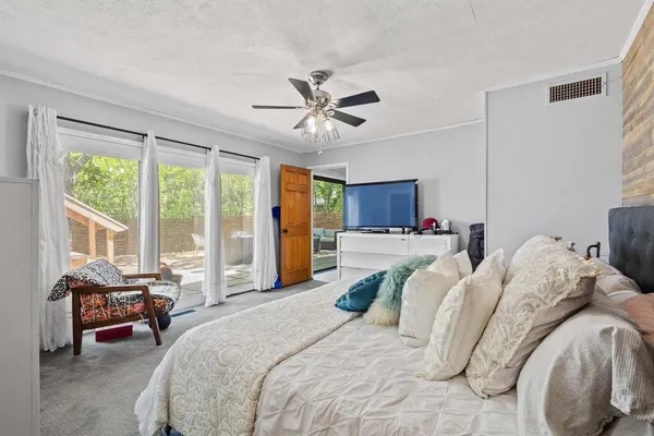 $464,000 | 336 Kirk Avenue, Pottsboro, TX 75076