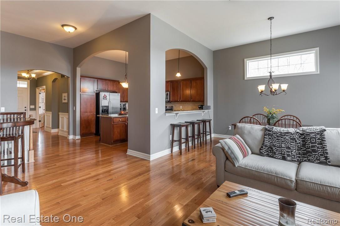 609 Mountain Circle, Unit 14 Rochester, MI 48306 - Photo 15 of 27 244A7267.jpg