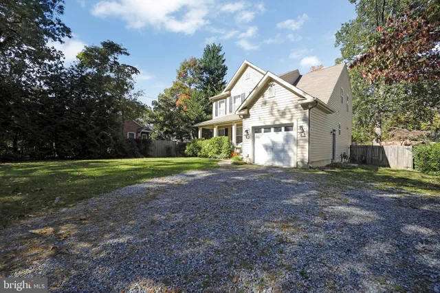 $565,500 | 11 Evergreen Road, Mount Laurel, NJ 08054