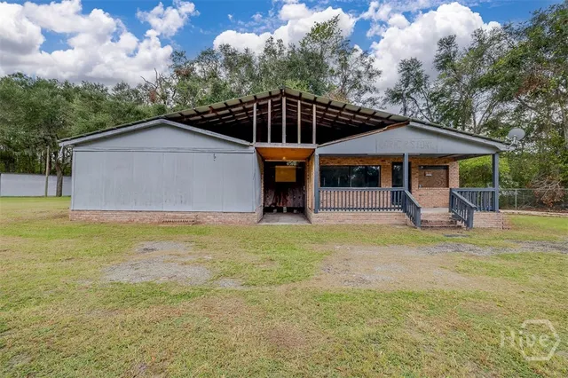 $275,000 | 667 Godfrey Road Southeast, Allenhurst, GA 31301