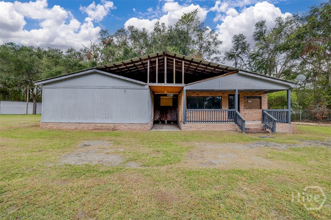667 Godfrey Road Southeast Allenhurst, GA 31301 - Photo 2 of 26