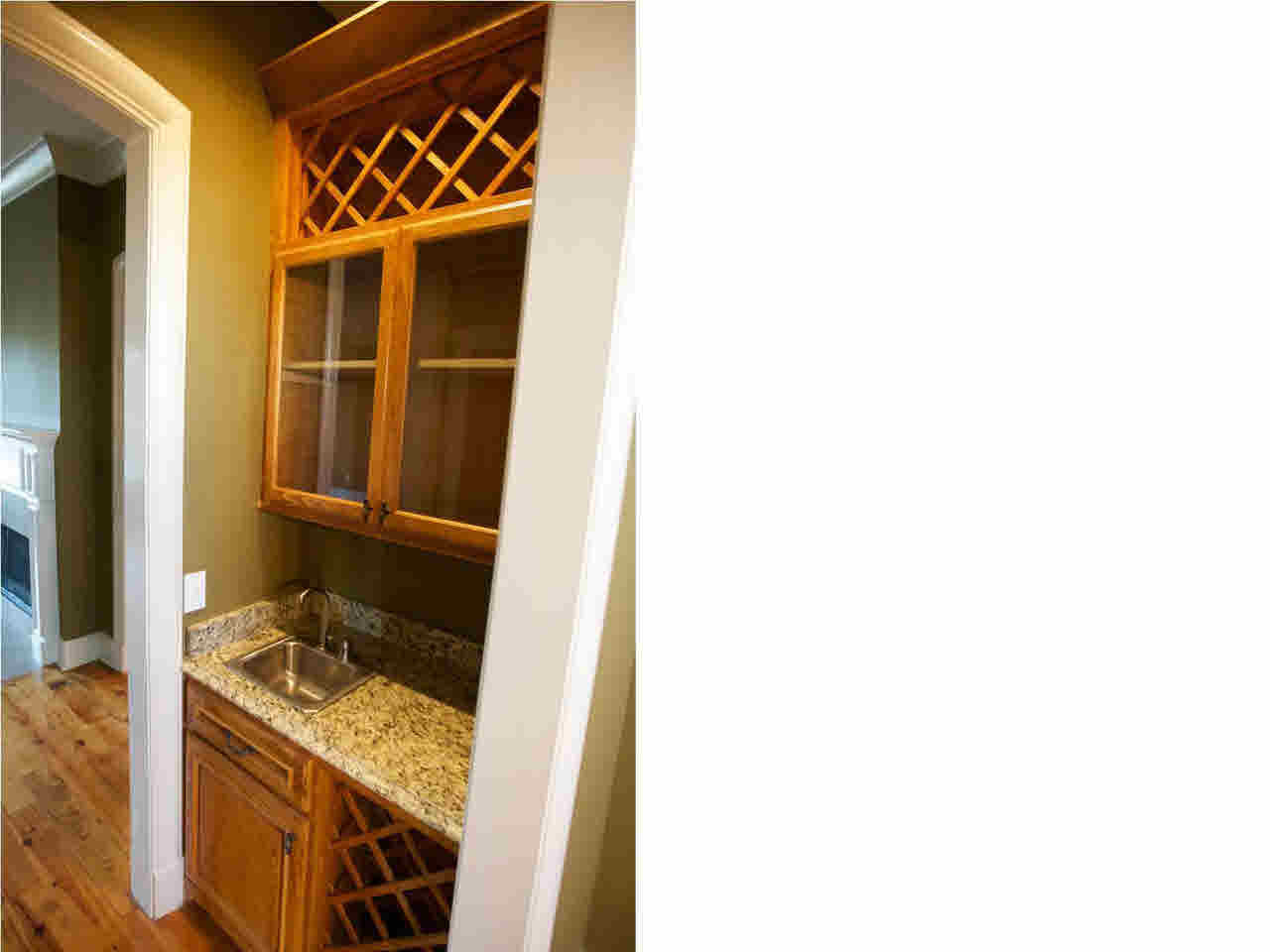 123 Lineage Lane Flowood, MS 39232 - Photo 11 of 39 Wine rack and dry bar!