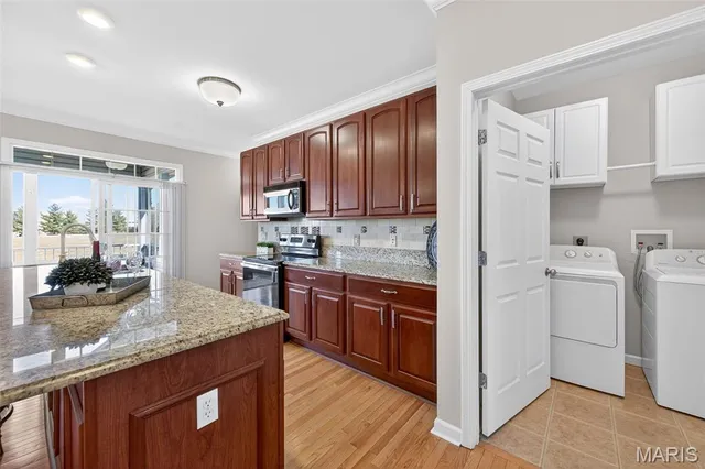 $575,000 | 253 Meadows Of Wildwood Boulevard, Wildwood, MO 63040