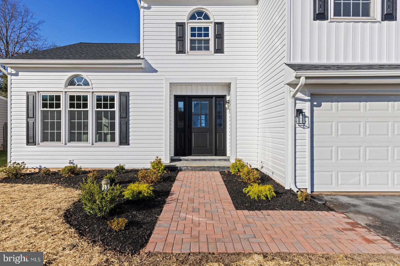 2128 West Wellington Road Newtown, PA 18940 - Photo 4 of 46 Gallery Image 4