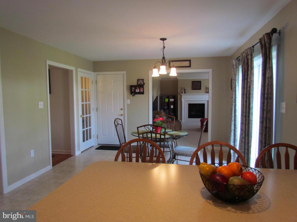 661 Hamaker Road Manheim, PA 17545 - Photo 11 of 46 Gallery Image 11
