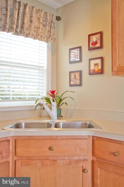 661 Hamaker Road Manheim, PA 17545 - Photo 9 of 46 Gallery Image 9
