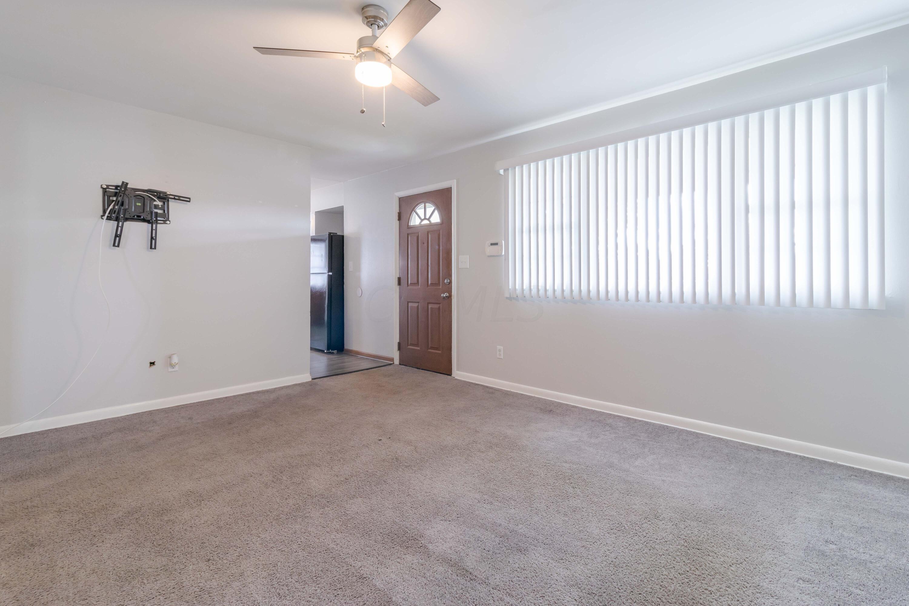 174 Calahan Road Columbus, OH 43207 - Photo 9 of 40 TV Mount Conveys!