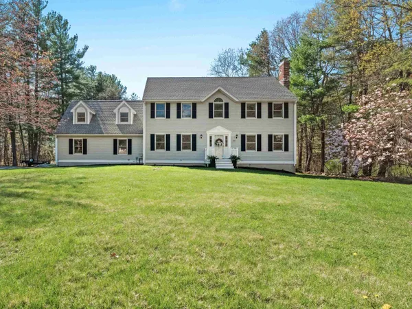 $799,900 | 25 Fletcher Drive, Pelham, NH 03076