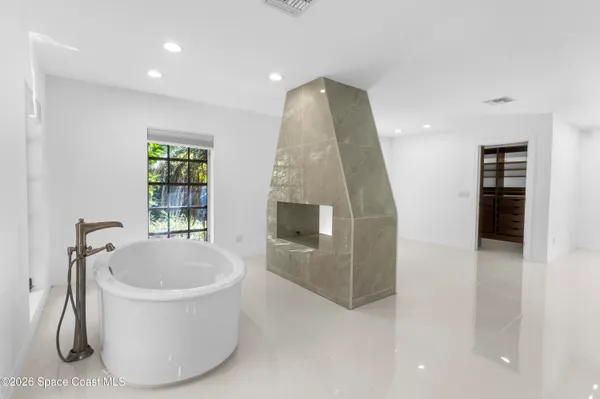 $1,695,000 | 6235 4th Street, Vero Beach, FL 32968