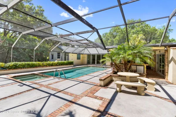 $1,695,000 | 6235 4th Street, Vero Beach, FL 32968