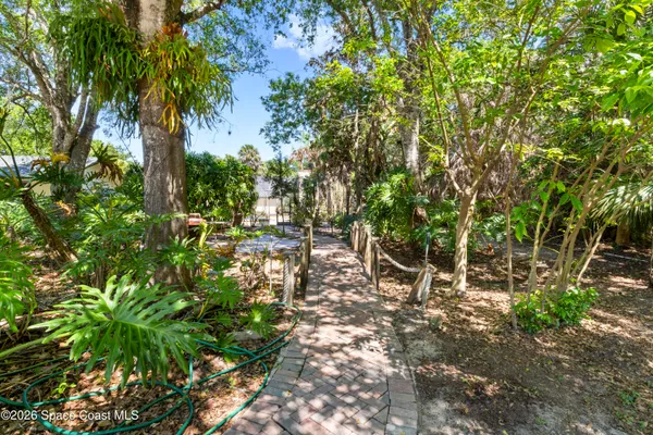 $1,695,000 | 6235 4th Street, Vero Beach, FL 32968