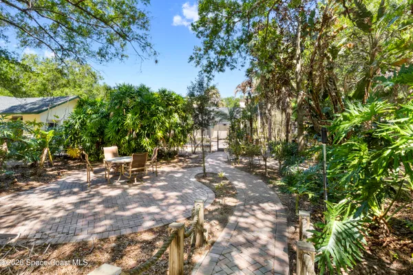 $1,695,000 | 6235 4th Street, Vero Beach, FL 32968