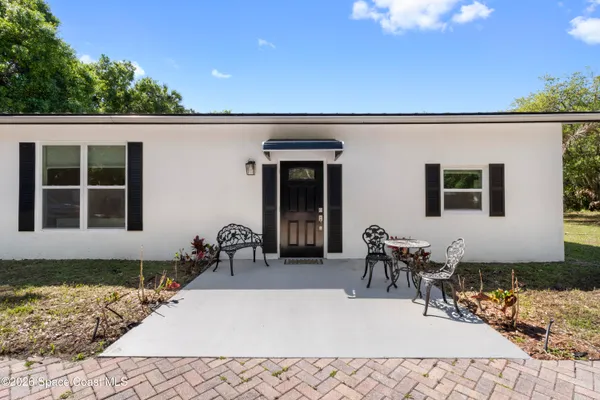 $1,695,000 | 6235 4th Street, Vero Beach, FL 32968