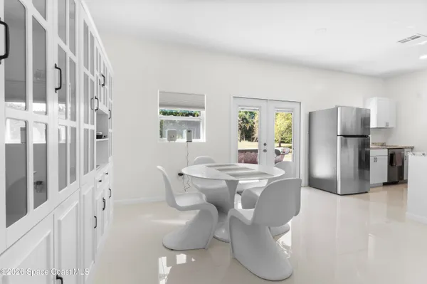 $1,695,000 | 6235 4th Street, Vero Beach, FL 32968