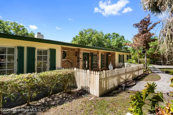 $1,695,000 | 6235 4th Street, Vero Beach, FL 32968