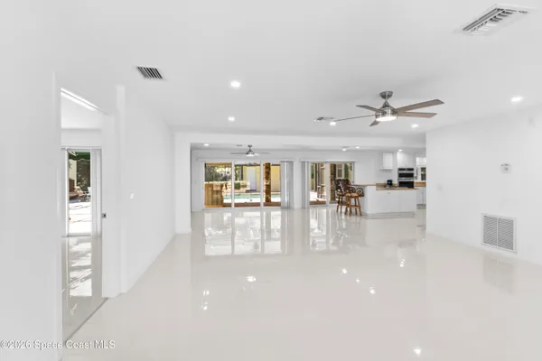 $1,695,000 | 6235 4th Street, Vero Beach, FL 32968