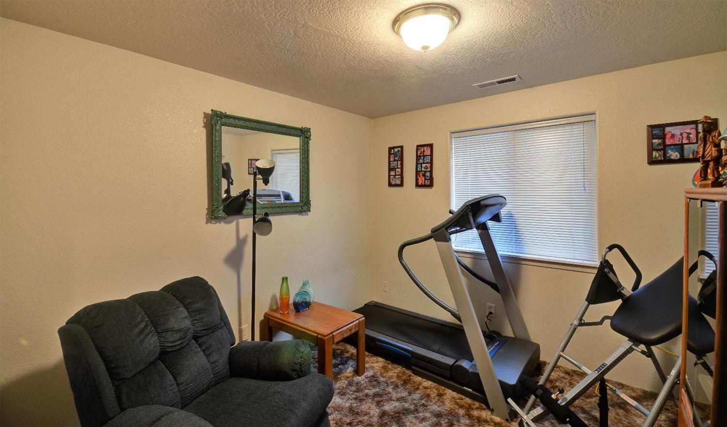 417 Montclair Way Eagle Point, OR 97524 - Photo 11 of 16 Additional Photo