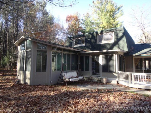 8991 Big Hand Road Columbus, MI 48063 - Photo 21 of 21 31241569-20.JPG
