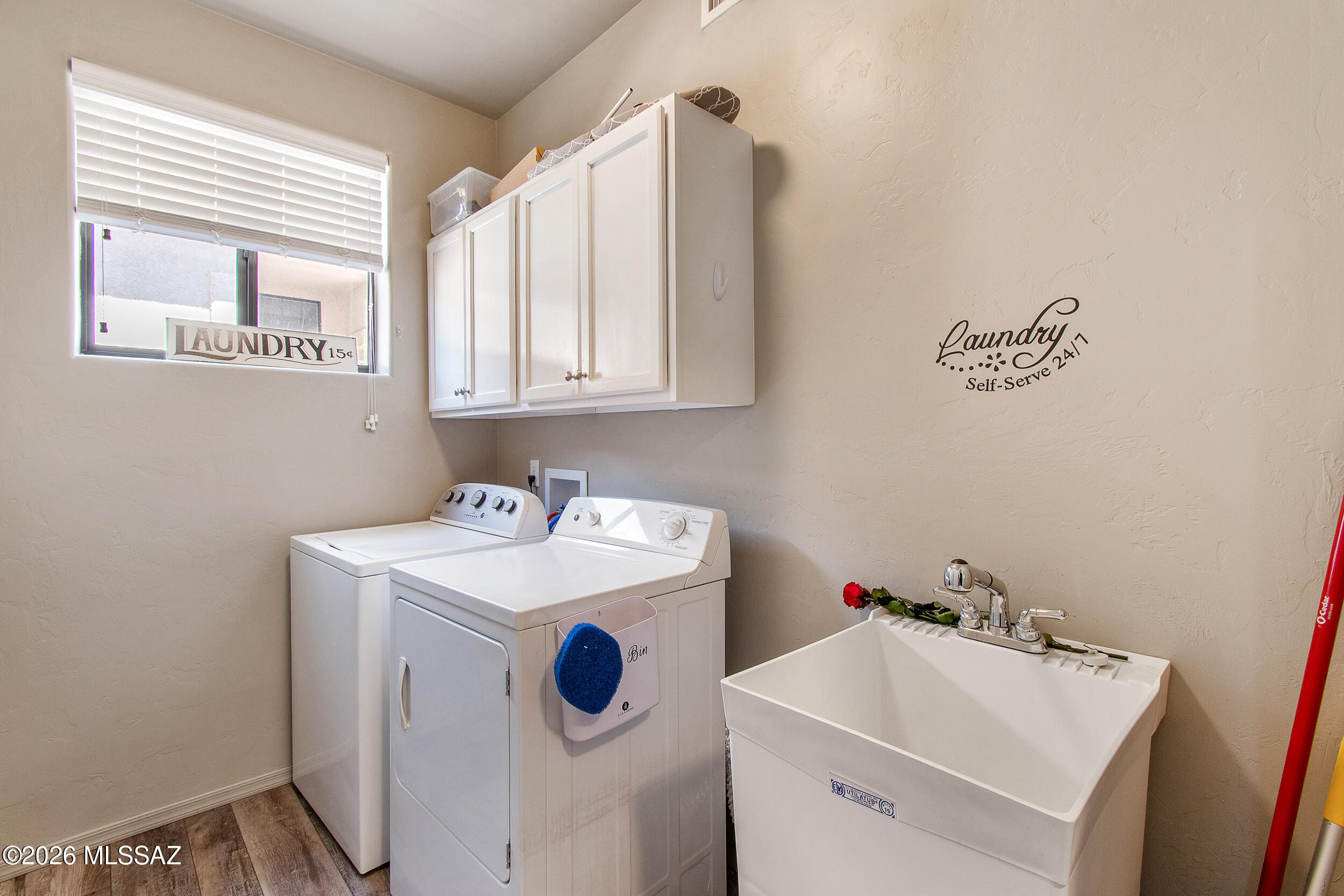 9133 East Dawn Post Road Tucson, AZ 85749 - Photo 46 of 50 Laundry Room