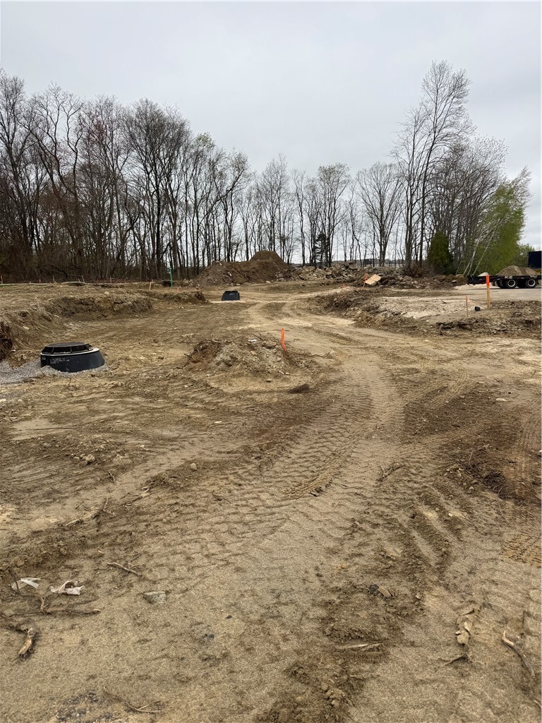 10 College Hill Road Warwick, RI 02886 - Photo 2 of 4