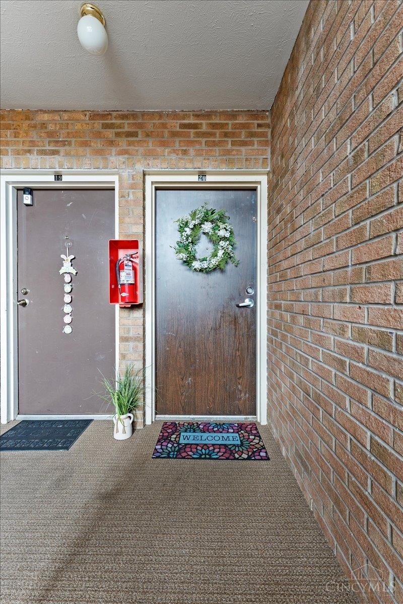 3505 West Fork Road, Unit 20 Cincinnati, OH 45211 - Photo 3 of 27
