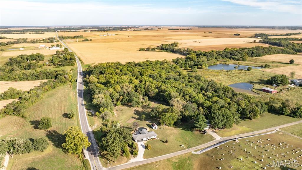 115 Schoeneman Road Shipman, IL 62685 - Photo 9 of 80 Gallery Image 9
