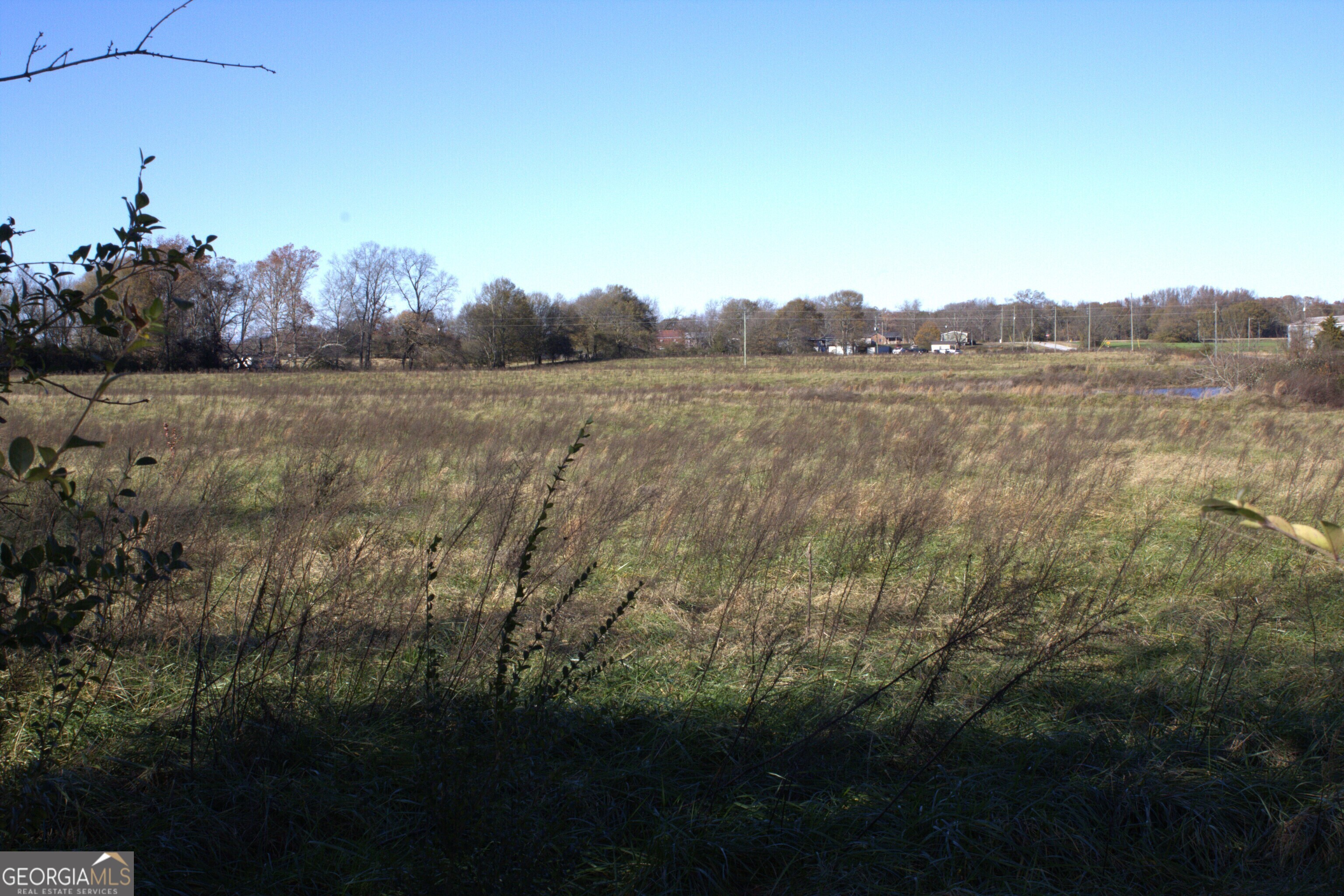 Tract 1 Seed Cleaner Hartwell, GA 30643 - Photo 3 of 10 a view of lake with mountain