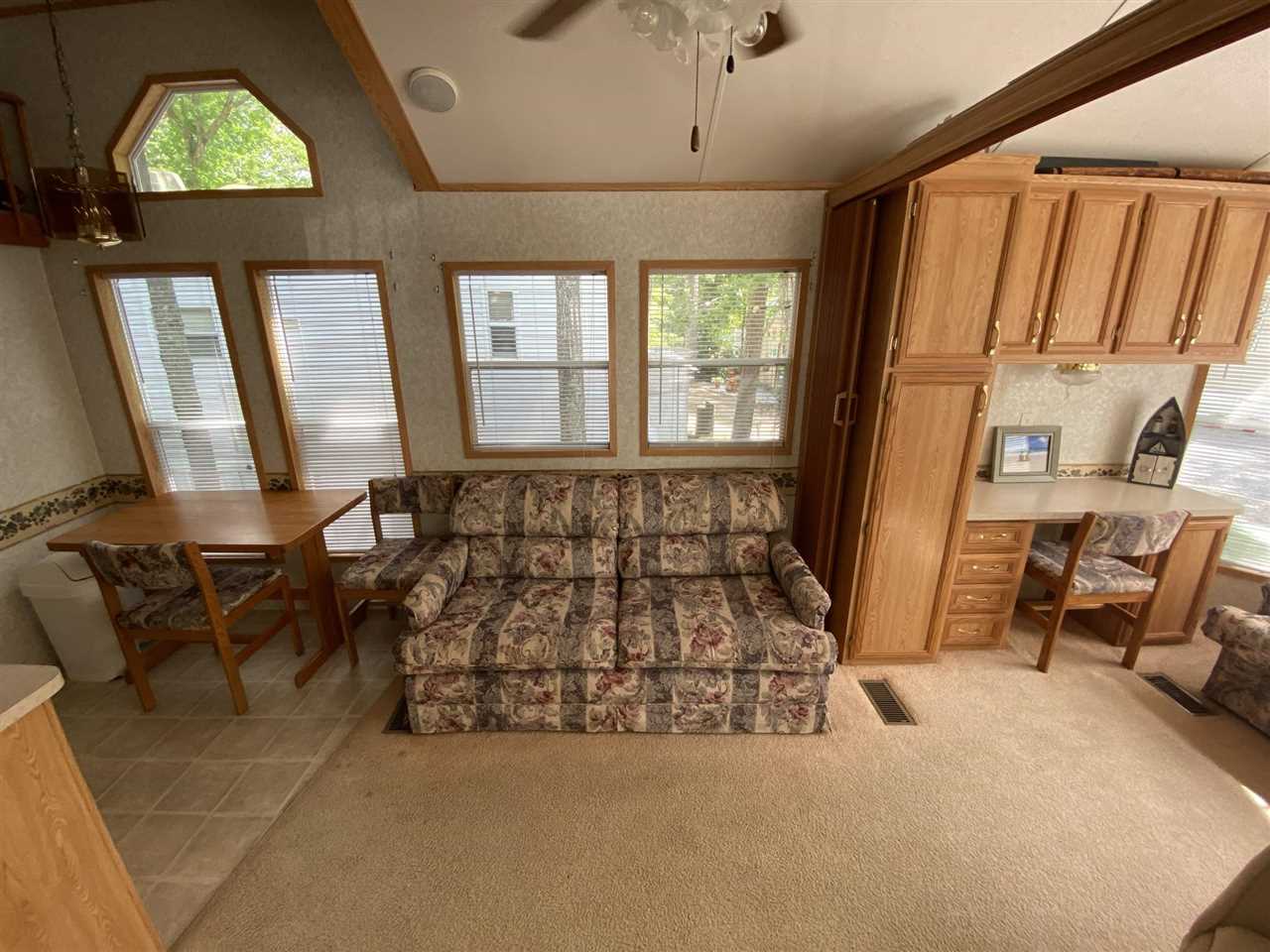 516 Highway 9 Marmora, NJ 08223 - Photo 23 of 28 a living room with furniture and a window